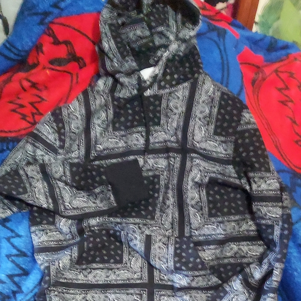 Rad Black And White Bandana Print Unisex Hoddie Wesc.